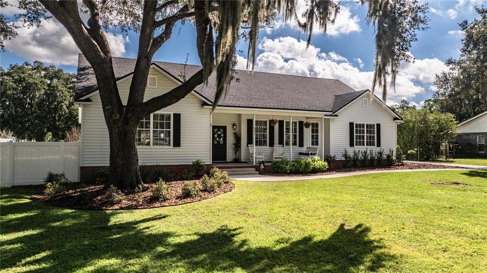 Single Family Residence at 6206 FORESTWOOD DR W, LAKELAND, photo 4 of 42