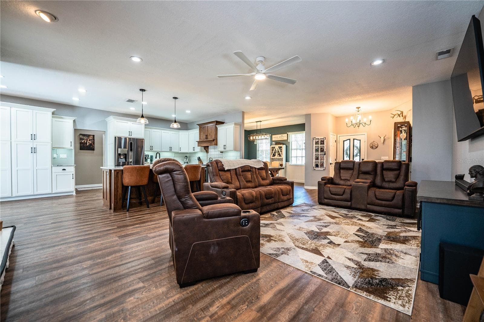 Single Family Residence at 6206 FORESTWOOD DR W, LAKELAND, photo 15 of 42