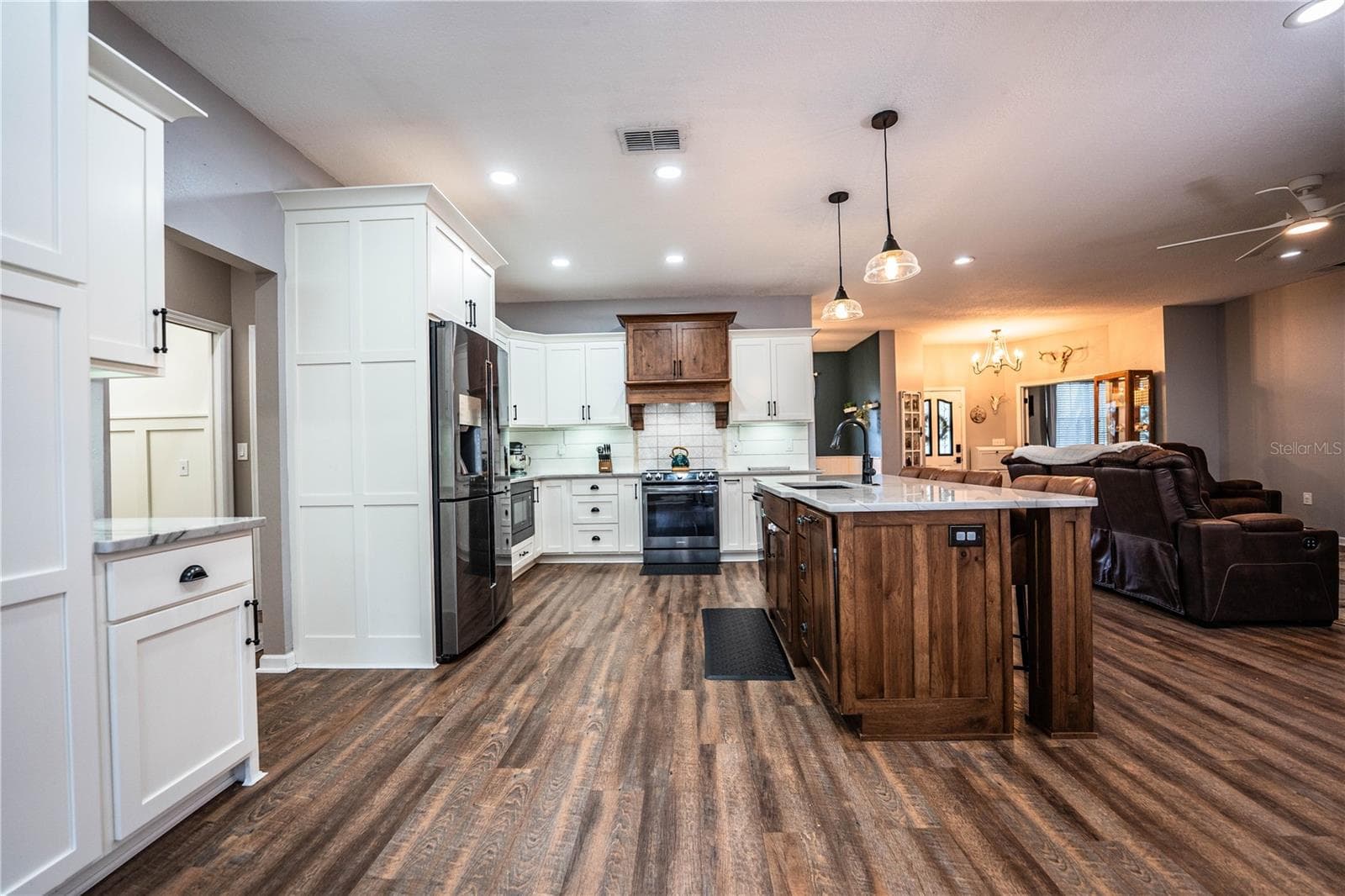 Single Family Residence at 6206 FORESTWOOD DR W, LAKELAND, photo 17 of 42
