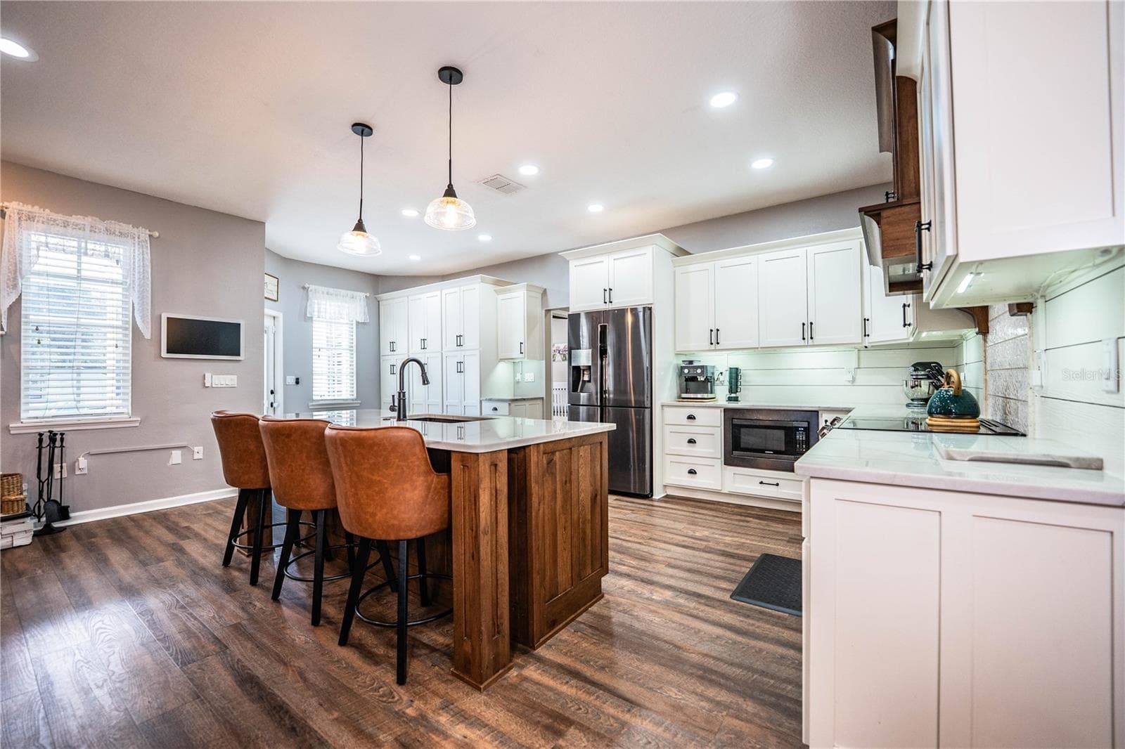 Single Family Residence at 6206 FORESTWOOD DR W, LAKELAND, photo 18 of 42