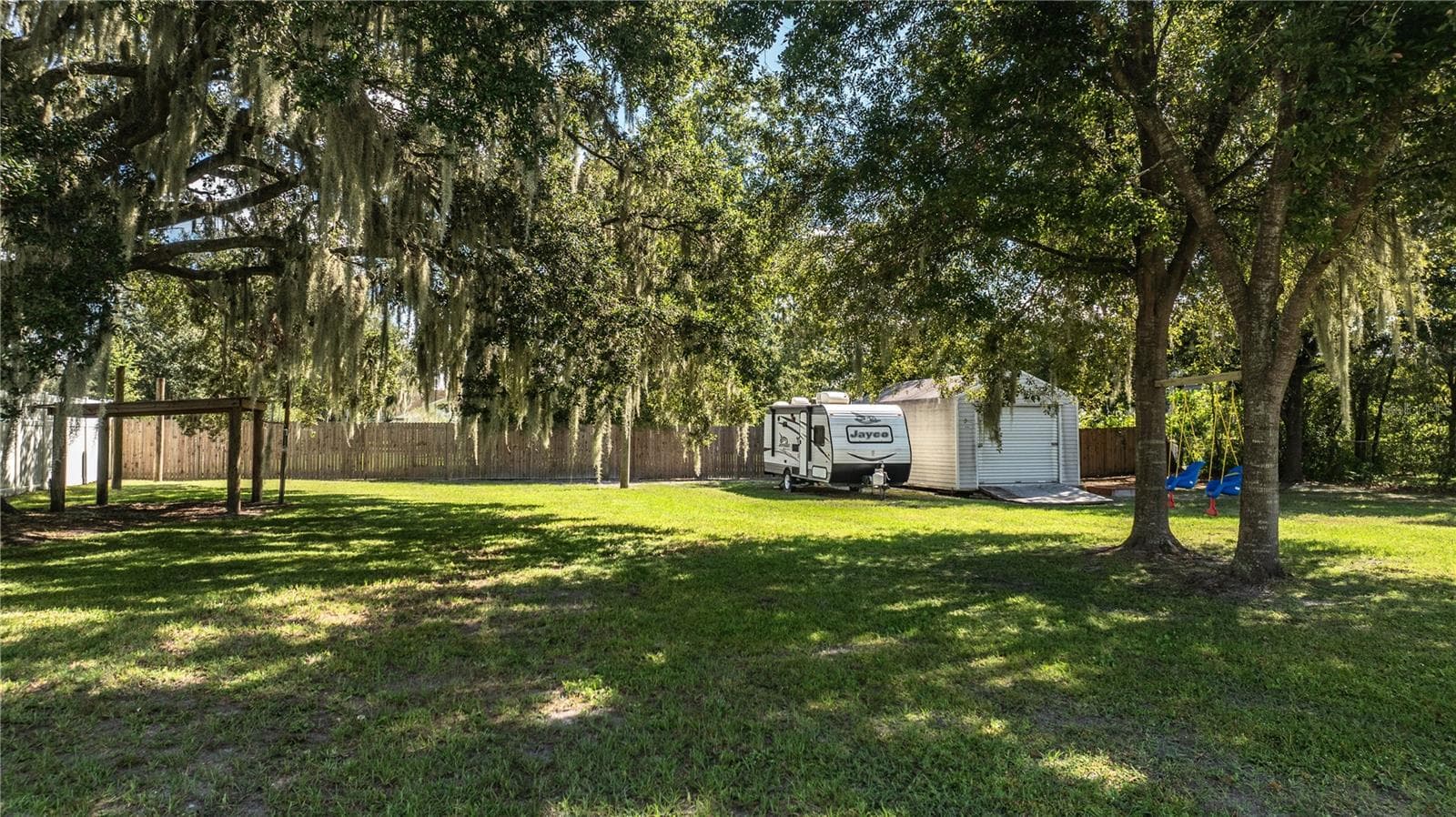 Single Family Residence at 6206 FORESTWOOD DR W, LAKELAND, photo 40 of 42