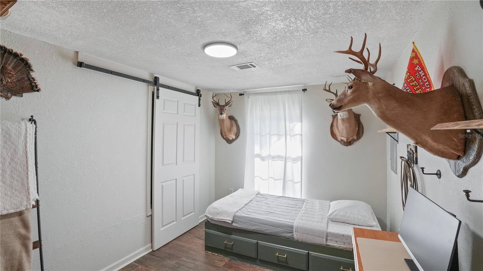 Single Family Residence at 3764 SAINT JOHN'S CHURCH RD, BLACKSHEAR, photo 17 of 27