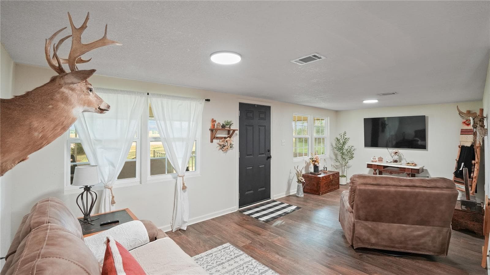 Single Family Residence at 3764 SAINT JOHN'S CHURCH RD, BLACKSHEAR, photo 18 of 27