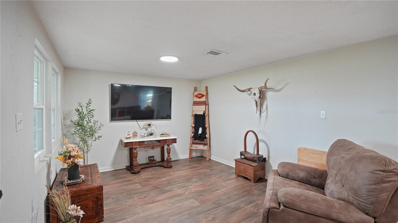 Single Family Residence at 3764 SAINT JOHN'S CHURCH RD, BLACKSHEAR, photo 19 of 27