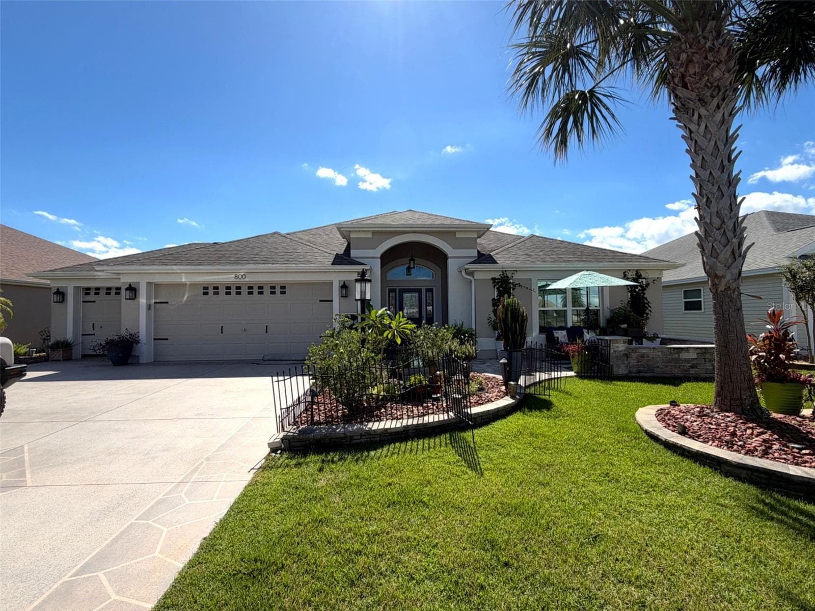 800 COLEMAN DR