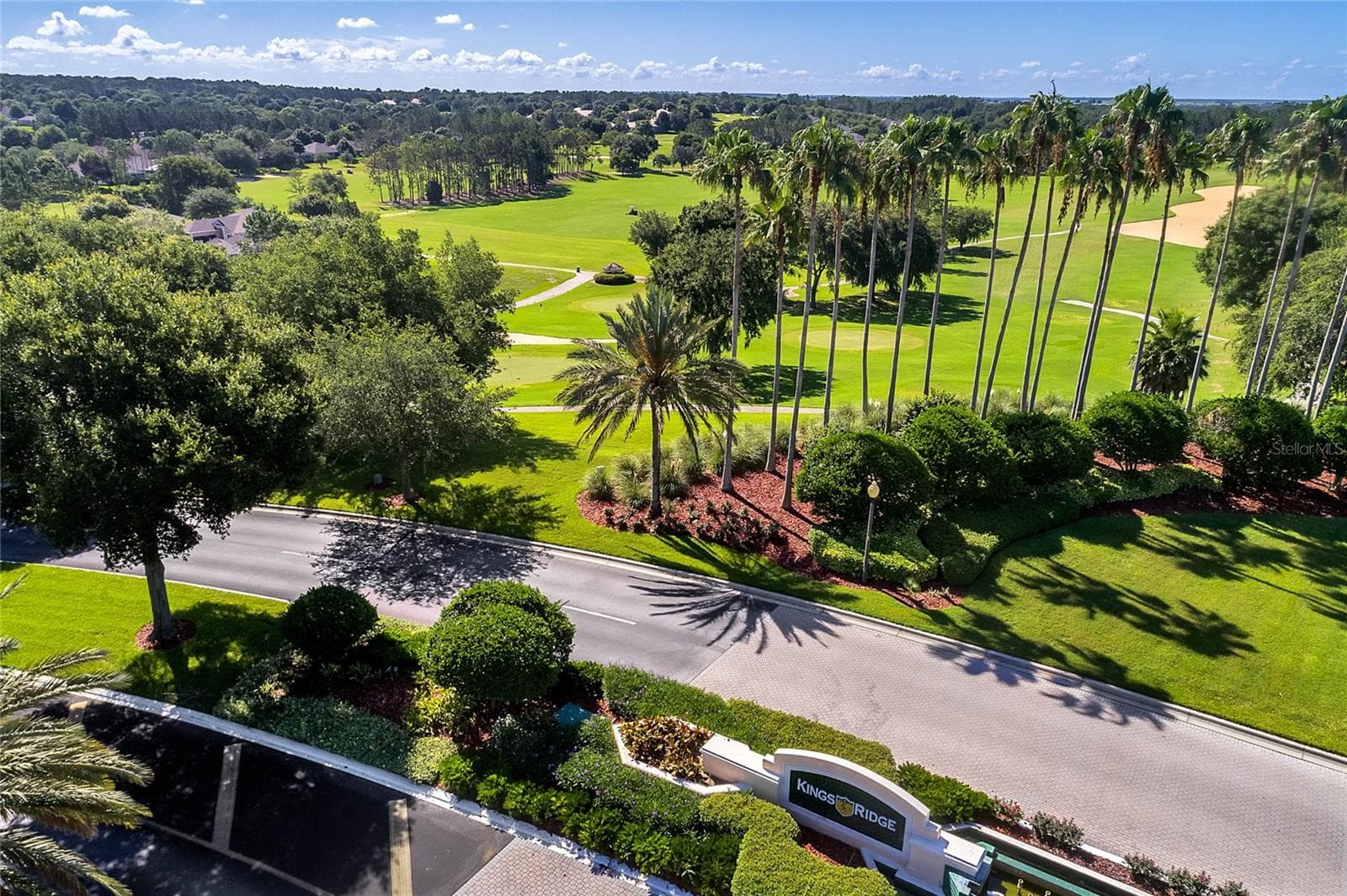 Community Entrance - Aerial - 4377 SAMBOURNE ST, CLERMONT