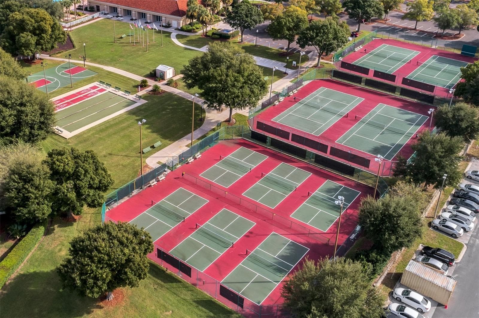 Tennis & Pickleball - 4377 SAMBOURNE ST, CLERMONT