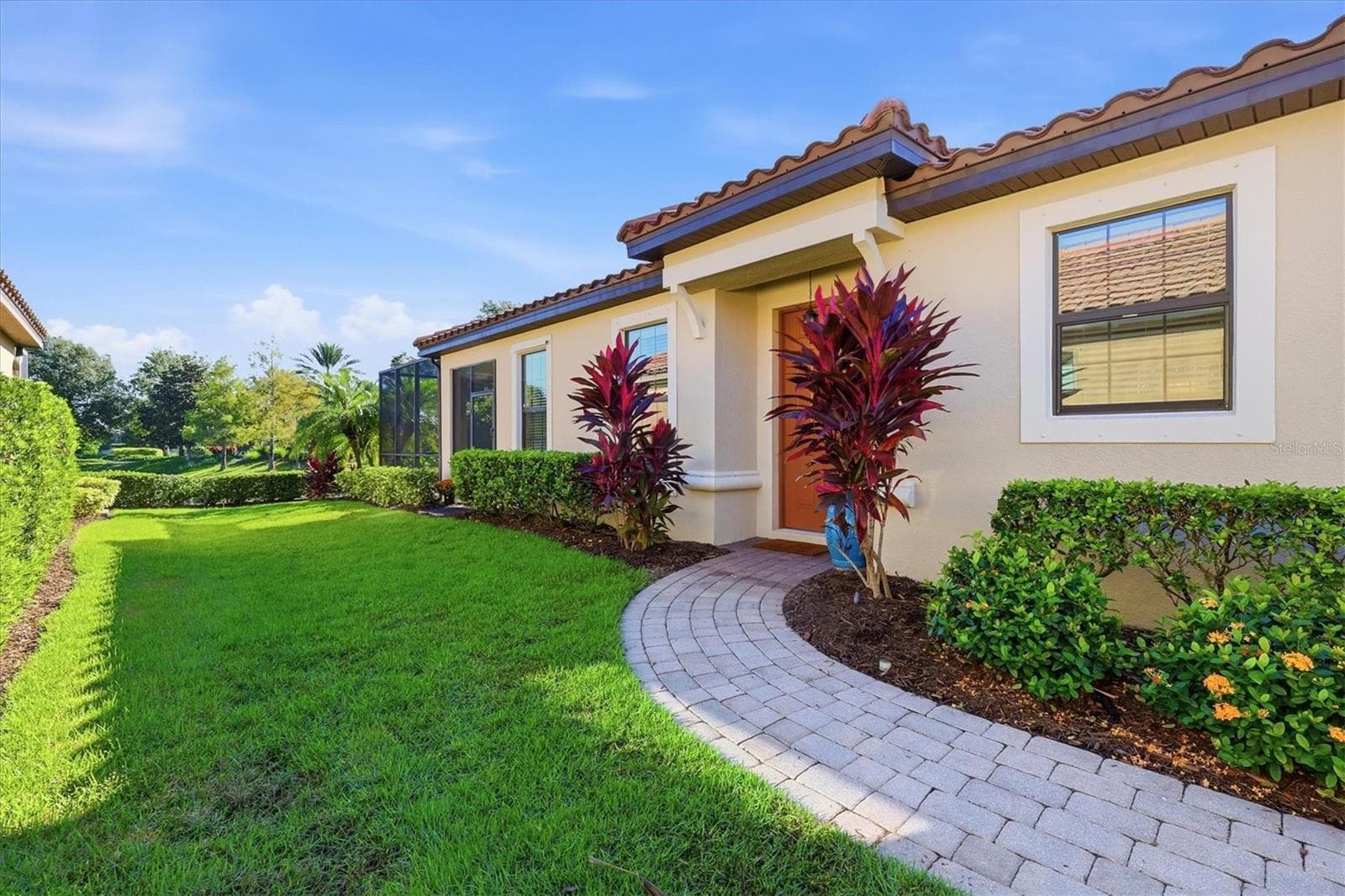 Single Family Residence at 5367 VACCARO CT, LAKEWOOD RANCH, photo 5 of 60