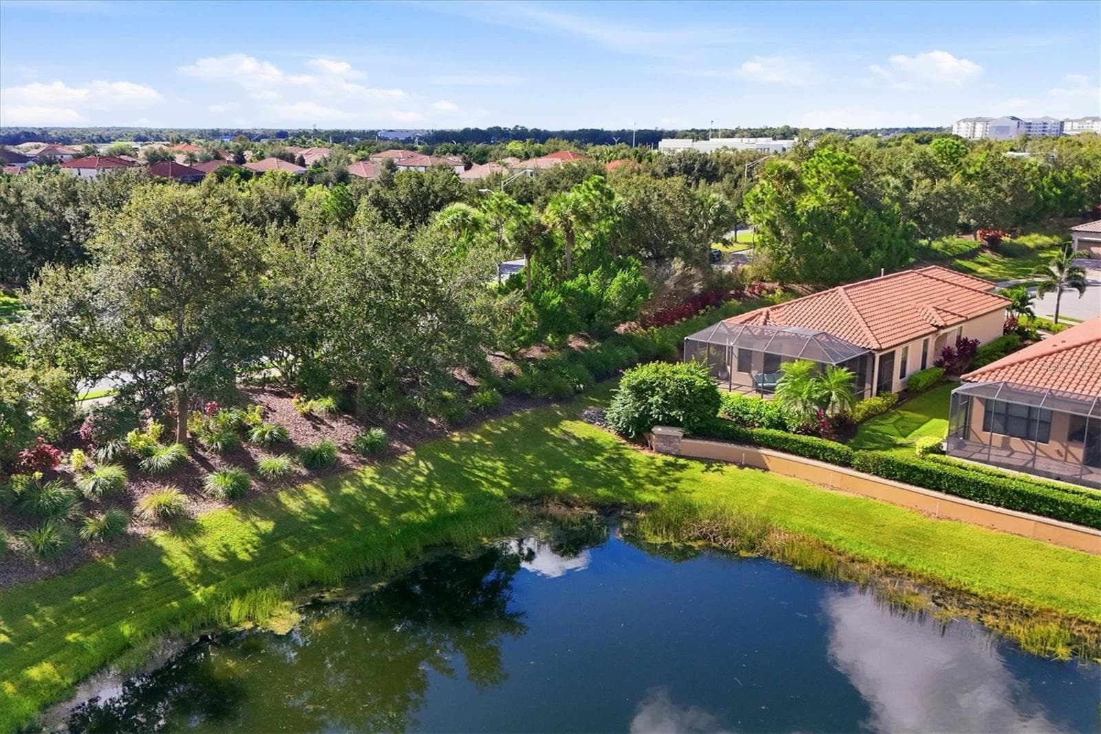 Single Family Residence at 5367 VACCARO CT, LAKEWOOD RANCH, photo 41 of 60