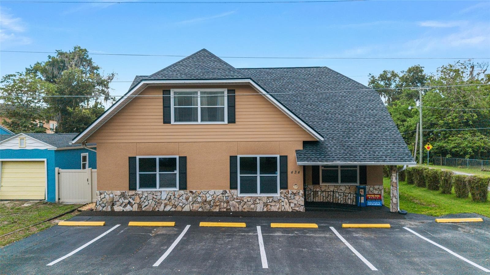 Single Family Residence at 434 SW 14TH ST, OCALA, photo 3 of 100