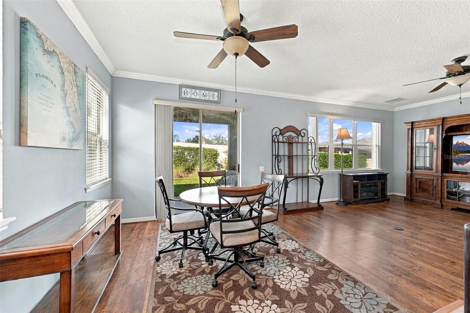 Single Family Residence at 536 GRANDE DR, DAVENPORT, photo 14 of 39