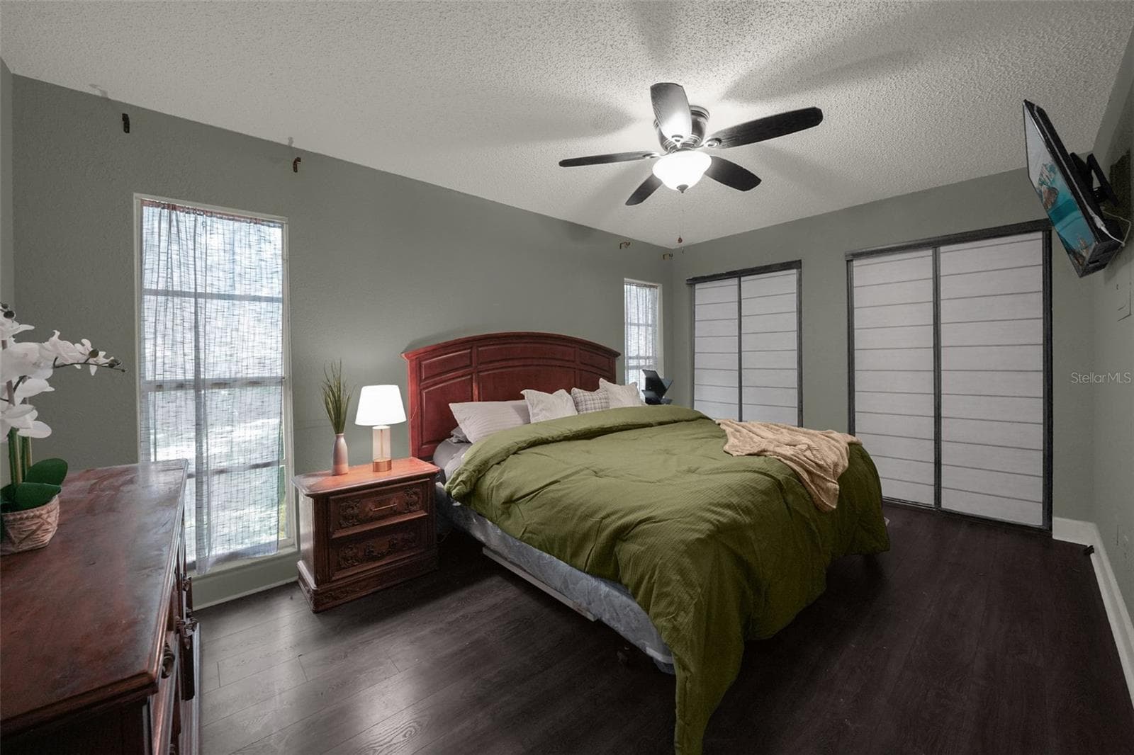 Single Family Residence at 9627 HIDDEN OAKS CIR, TAMPA, photo 16 of 42