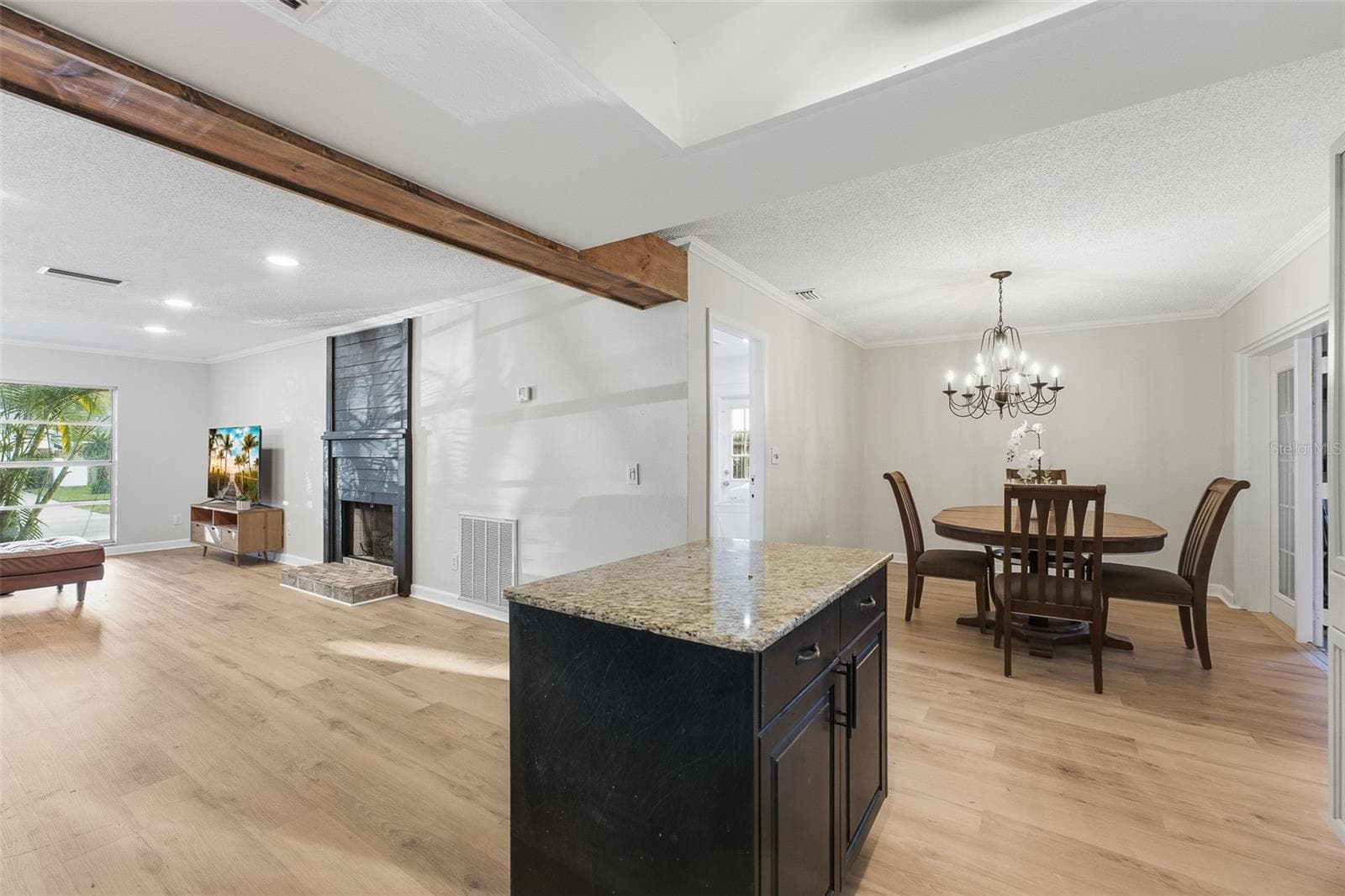 Single Family Residence at 9627 HIDDEN OAKS CIR, TAMPA, photo 22 of 42