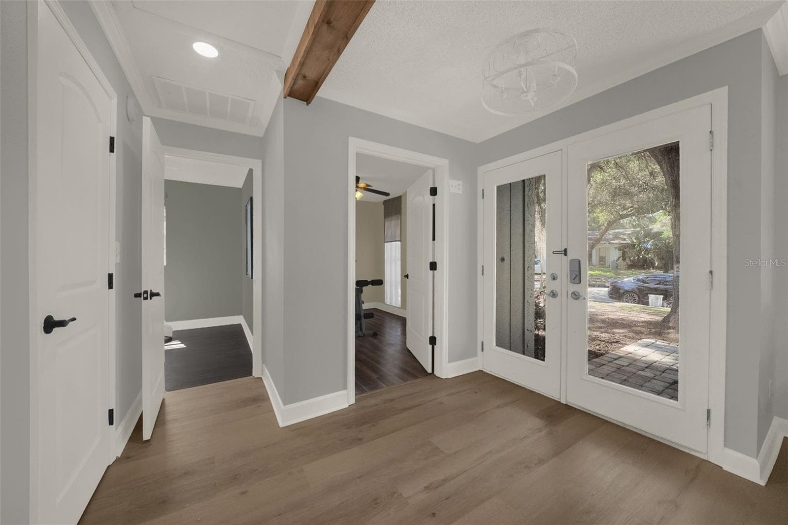 Single Family Residence at 9627 HIDDEN OAKS CIR, TAMPA, photo 30 of 42