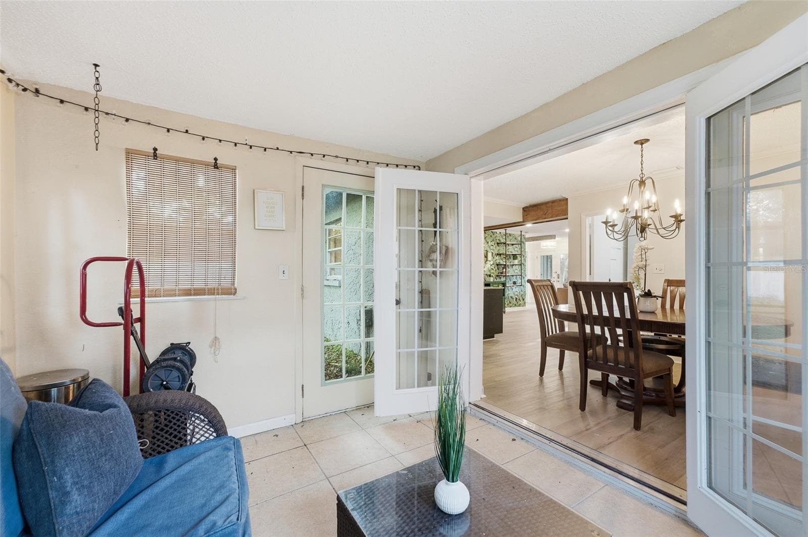 Single Family Residence at 9627 HIDDEN OAKS CIR, TAMPA, photo 35 of 42