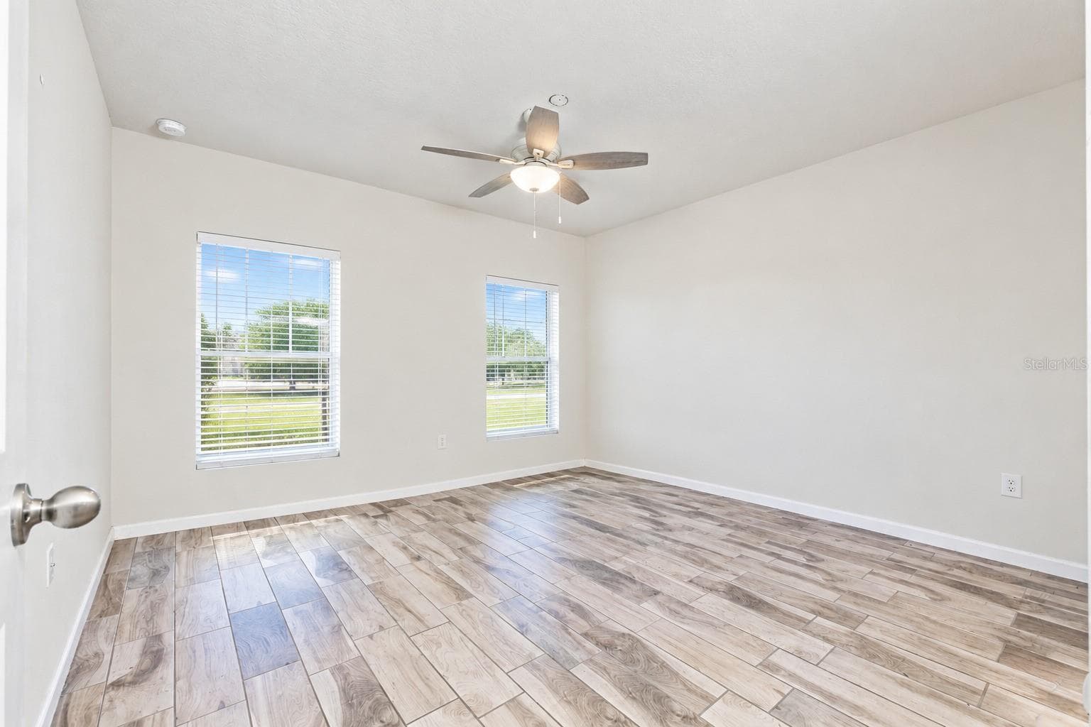 Single Family Residence at 1354 HAINES DR, WINTER HAVEN, photo 9 of 21
