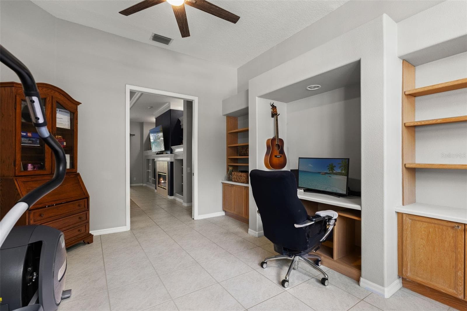 Single Family Residence at 6029 HAMMOCK HILL AVE, LITHIA, photo 15 of 67