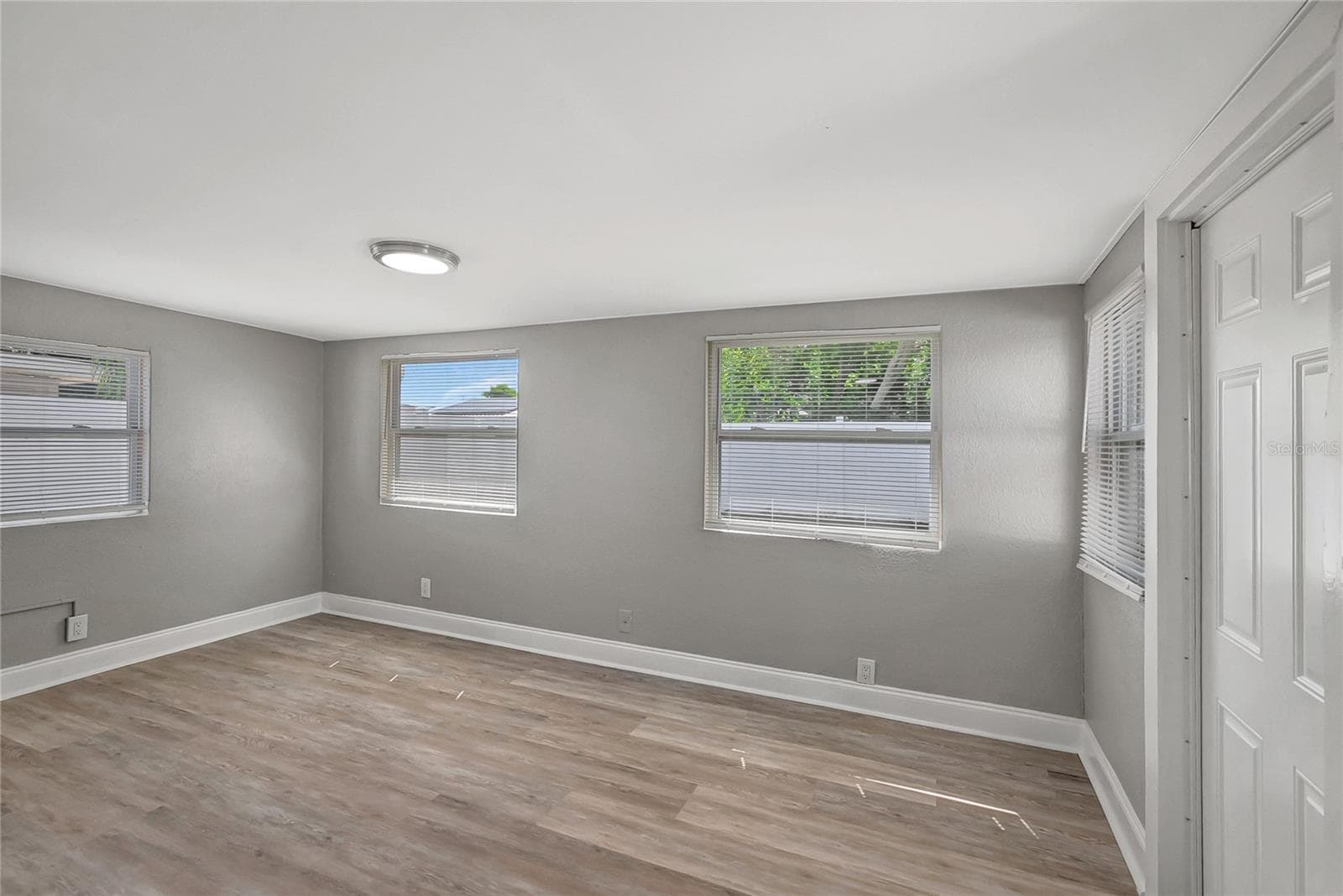 Single Family Residence at 3518 CHAUNCY RD, HOLIDAY, photo 19 of 38