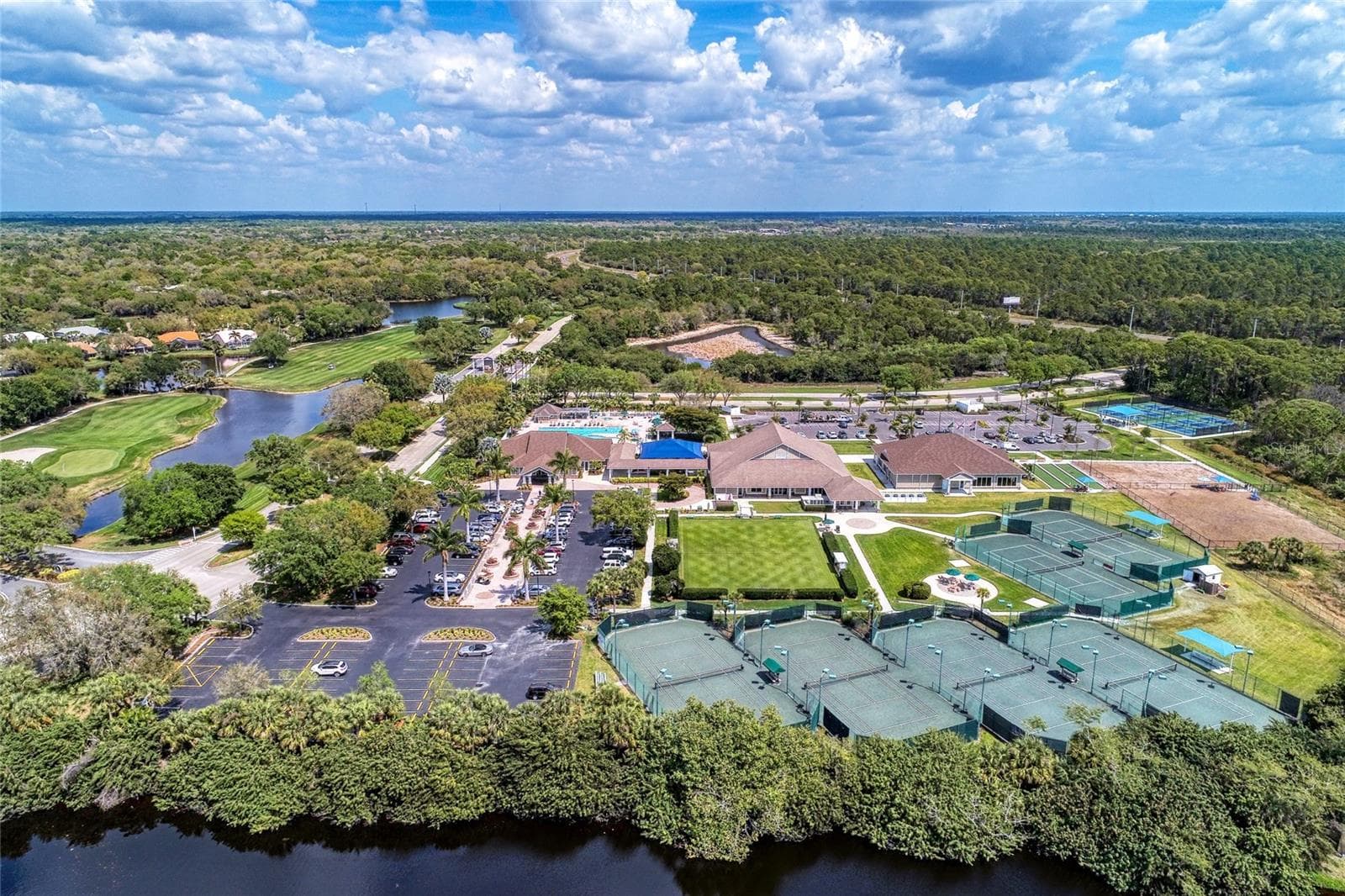Condominium at 3333 GRAND VISTA CT #101, PORT CHARLOTTE, photo 59 of 64
