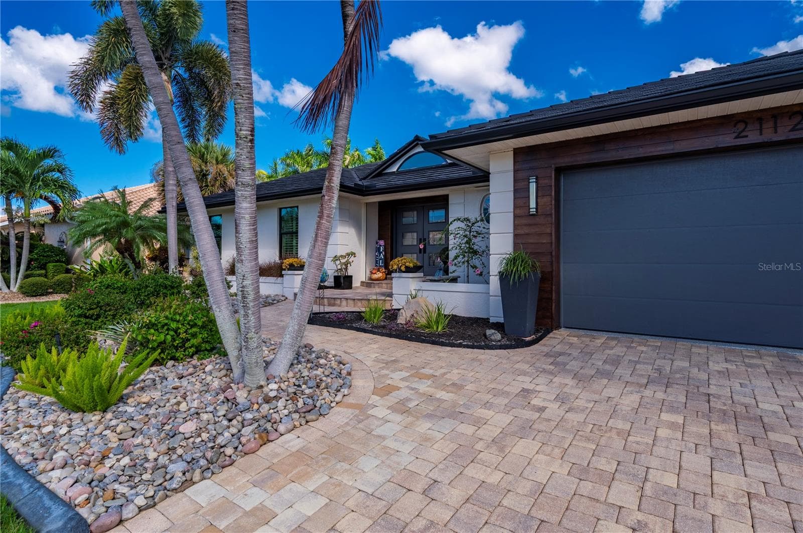 Single Family Residence at 2112 WYATT CIR, PUNTA GORDA, photo 12 of 86