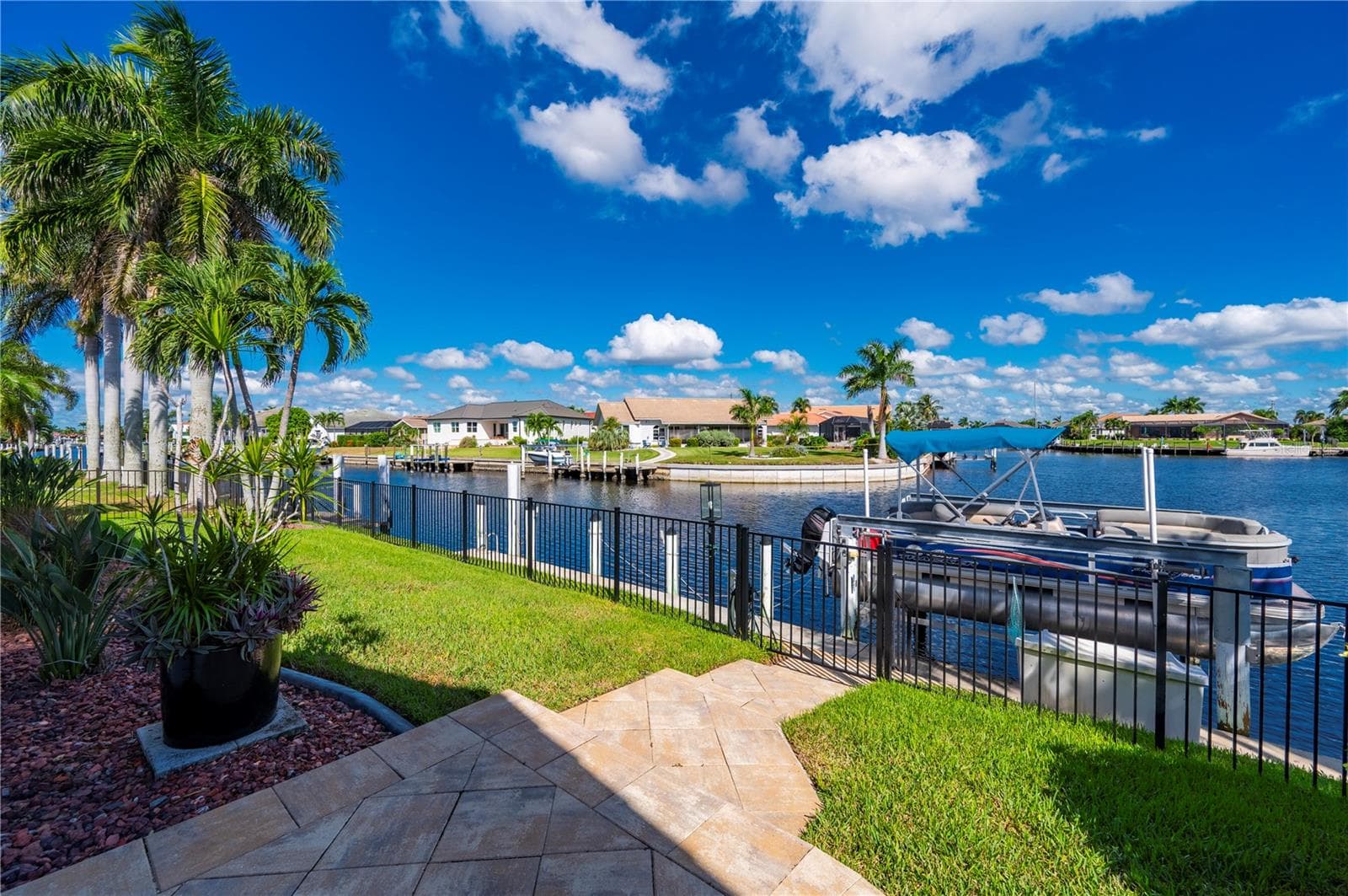 Single Family Residence at 2112 WYATT CIR, PUNTA GORDA, photo 58 of 86