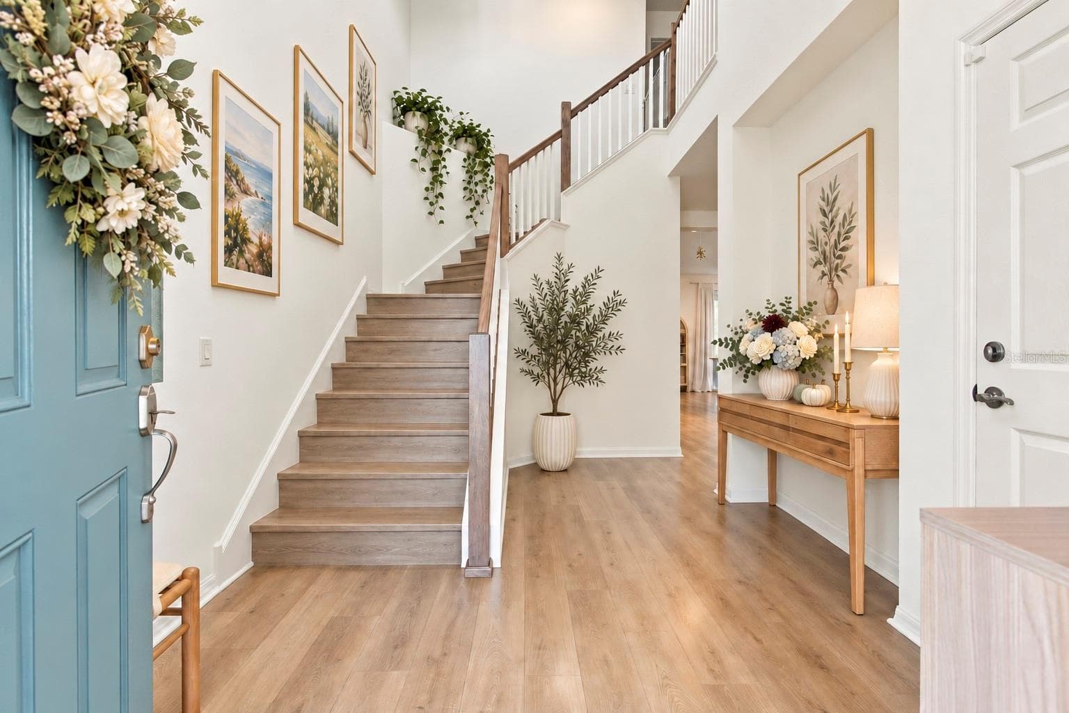 Single Family Residence at 19971 STONE PINE CIR, LUTZ, photo 6 of 100