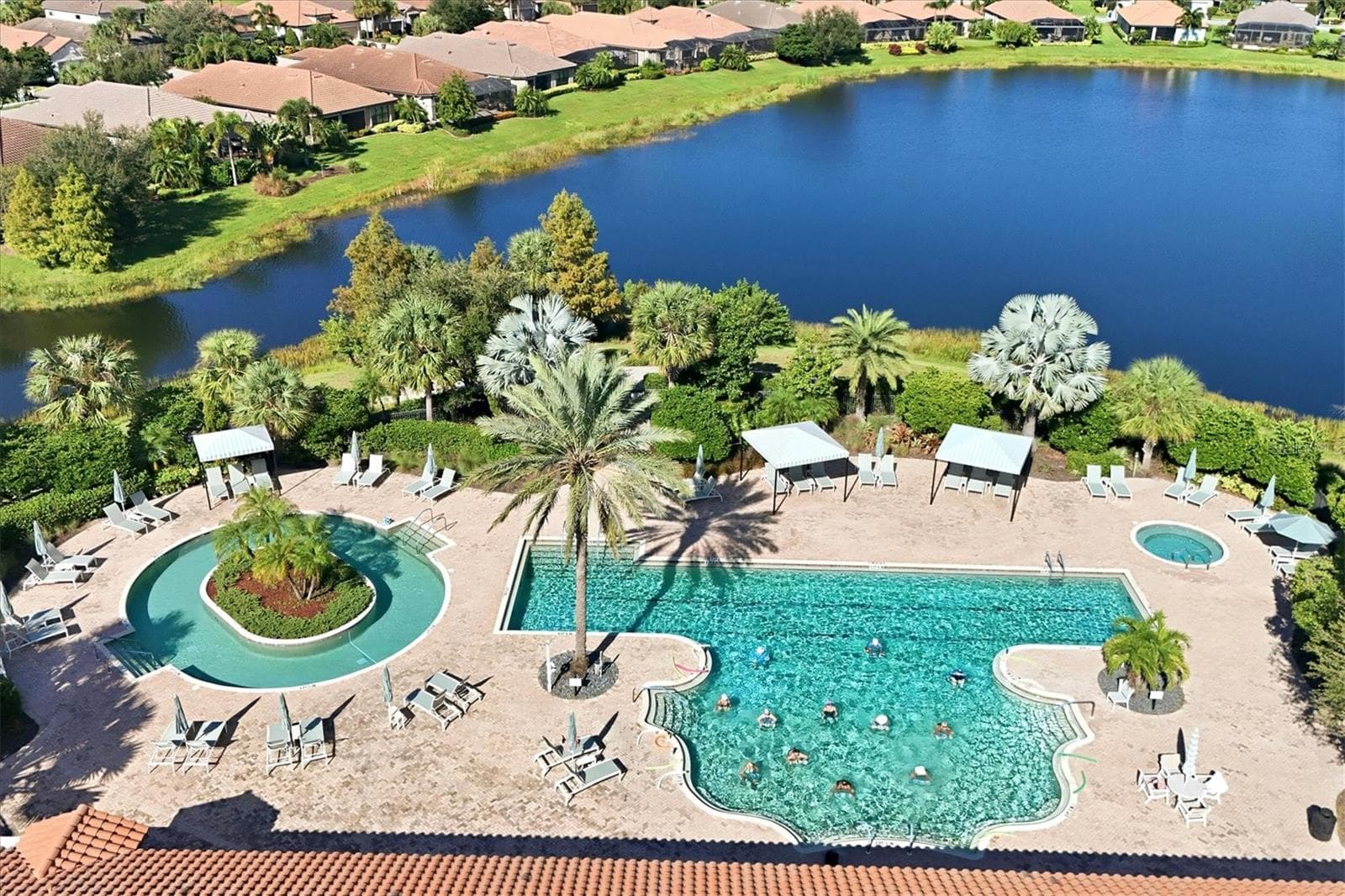 Single Family Residence at 5367 VACCARO CT, LAKEWOOD RANCH, photo 51 of 60