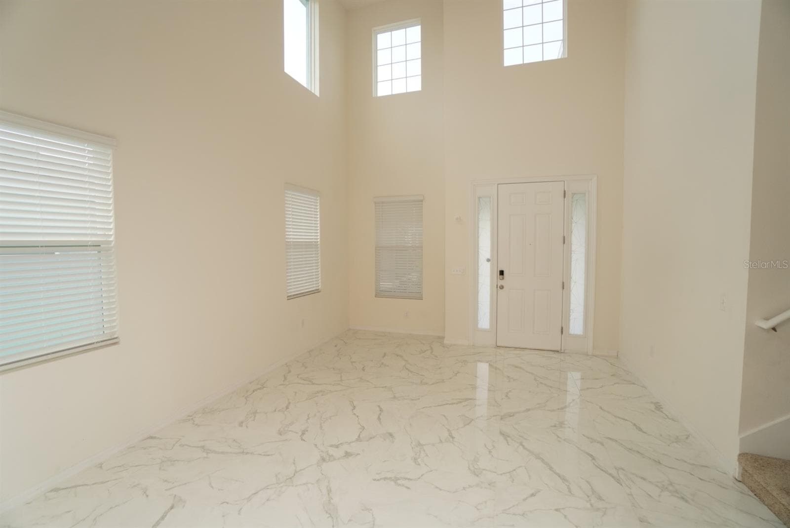Single Family Residence at 5947 SW 86TH ST, OCALA, photo 8 of 17