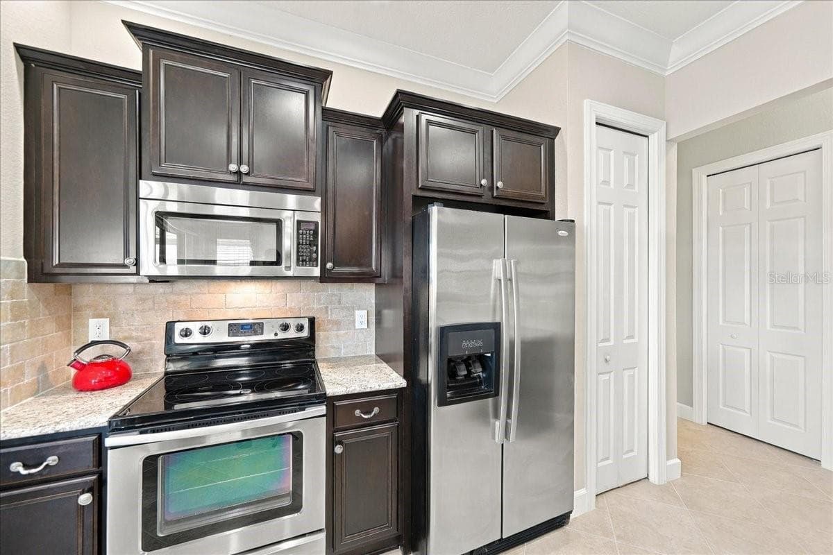 Villa at 13121 CREEKSIDE LN, PORT CHARLOTTE, photo 13 of 62