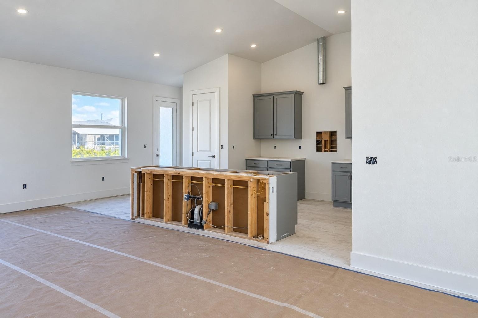 Single Family Residence at 8917 CALUMET BLVD, PORT CHARLOTTE, photo 2 of 10