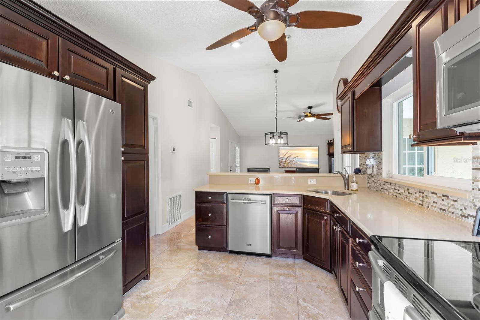 Villa at 495 ST TROPEZ CIR NE, ST PETERSBURG, photo 10 of 31