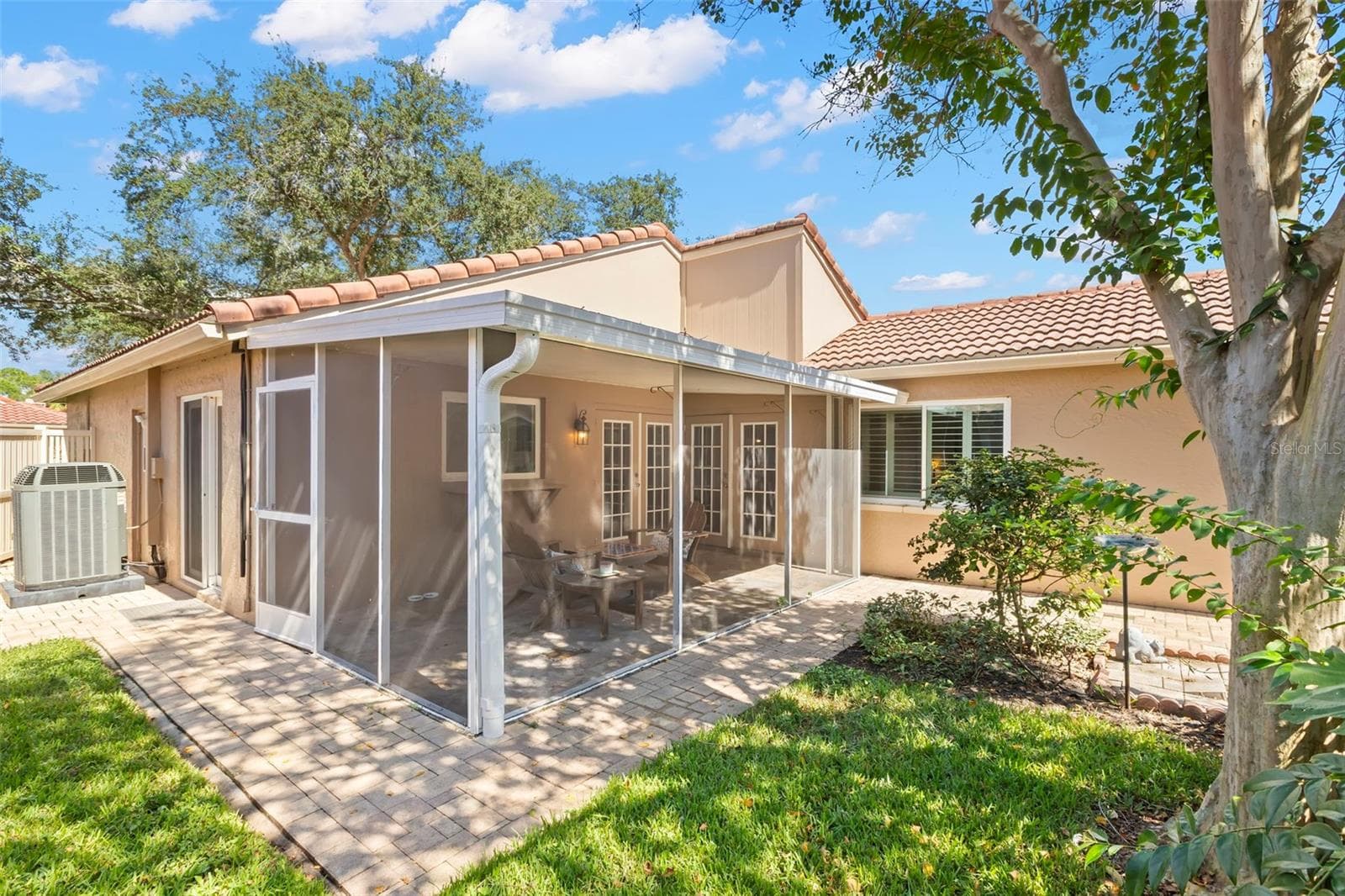Villa at 495 ST TROPEZ CIR NE, ST PETERSBURG, photo 15 of 31