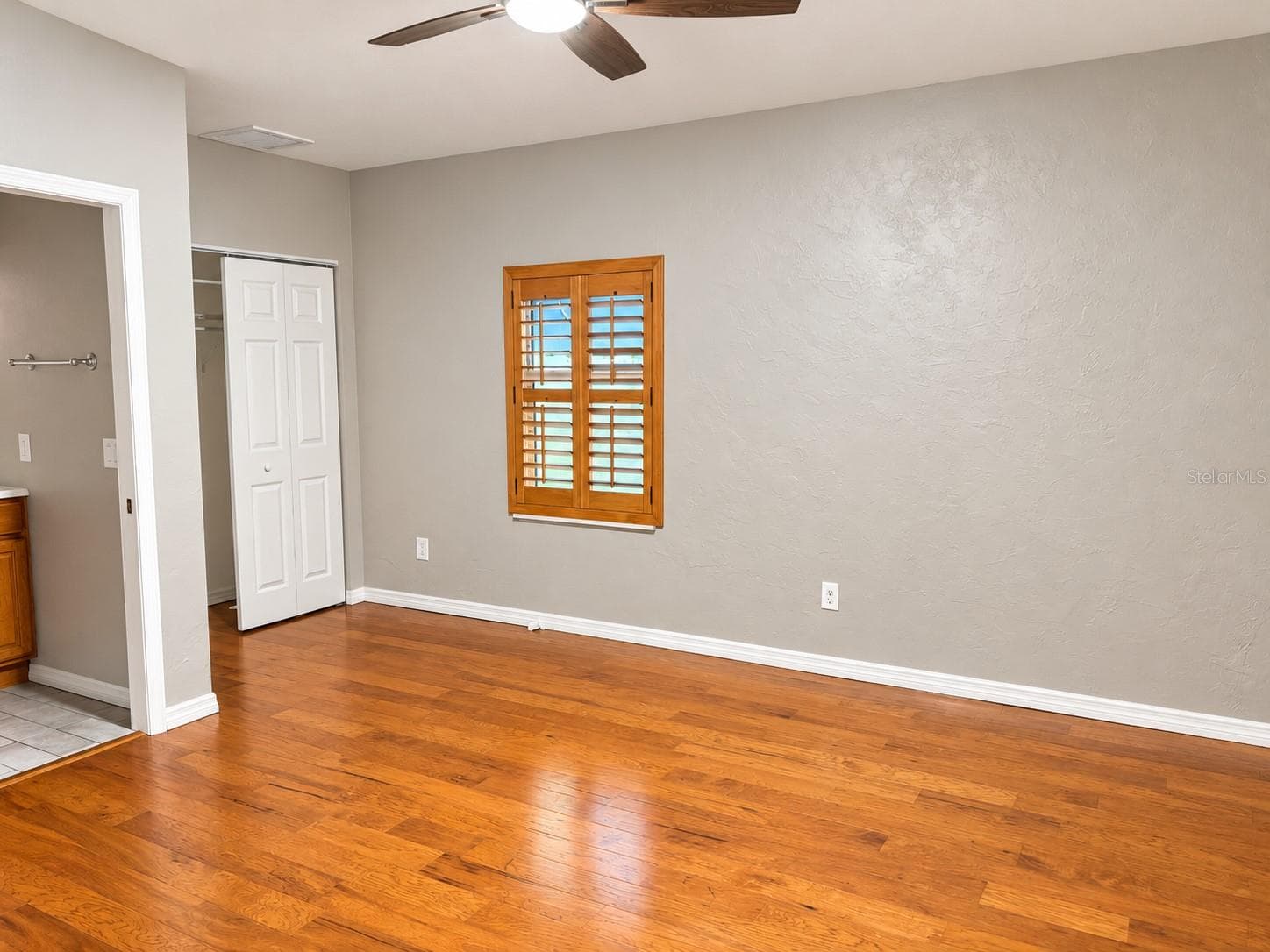 Single Family Residence at 1146 30TH AVE N, ST PETERSBURG, photo 9 of 11
