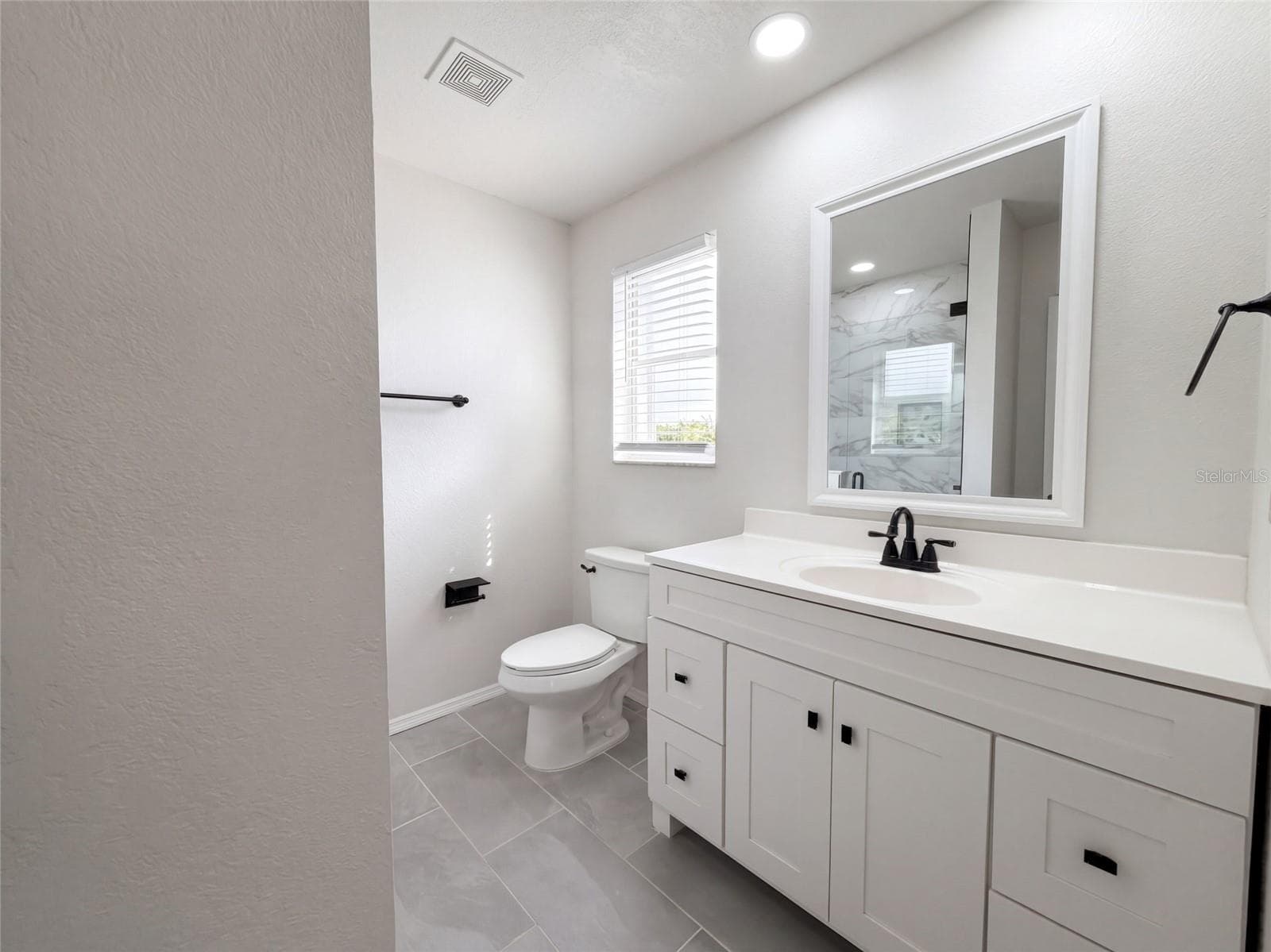 Single Family Residence at 26029 LUZON CT, PUNTA GORDA, photo 16 of 28