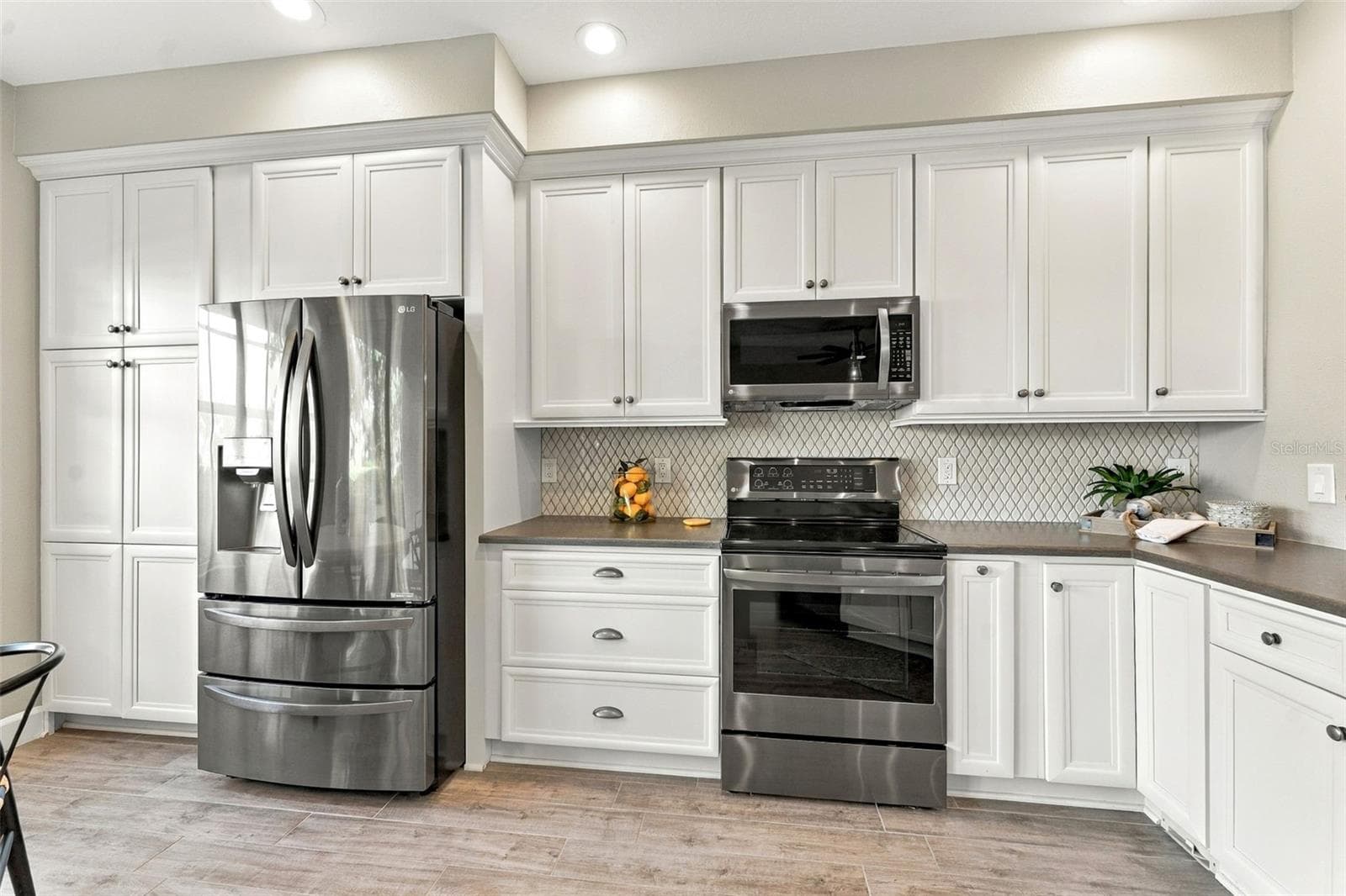 Custom designed kitchen - 14454 MIRABELLE VISTA CIR, TAMPA
