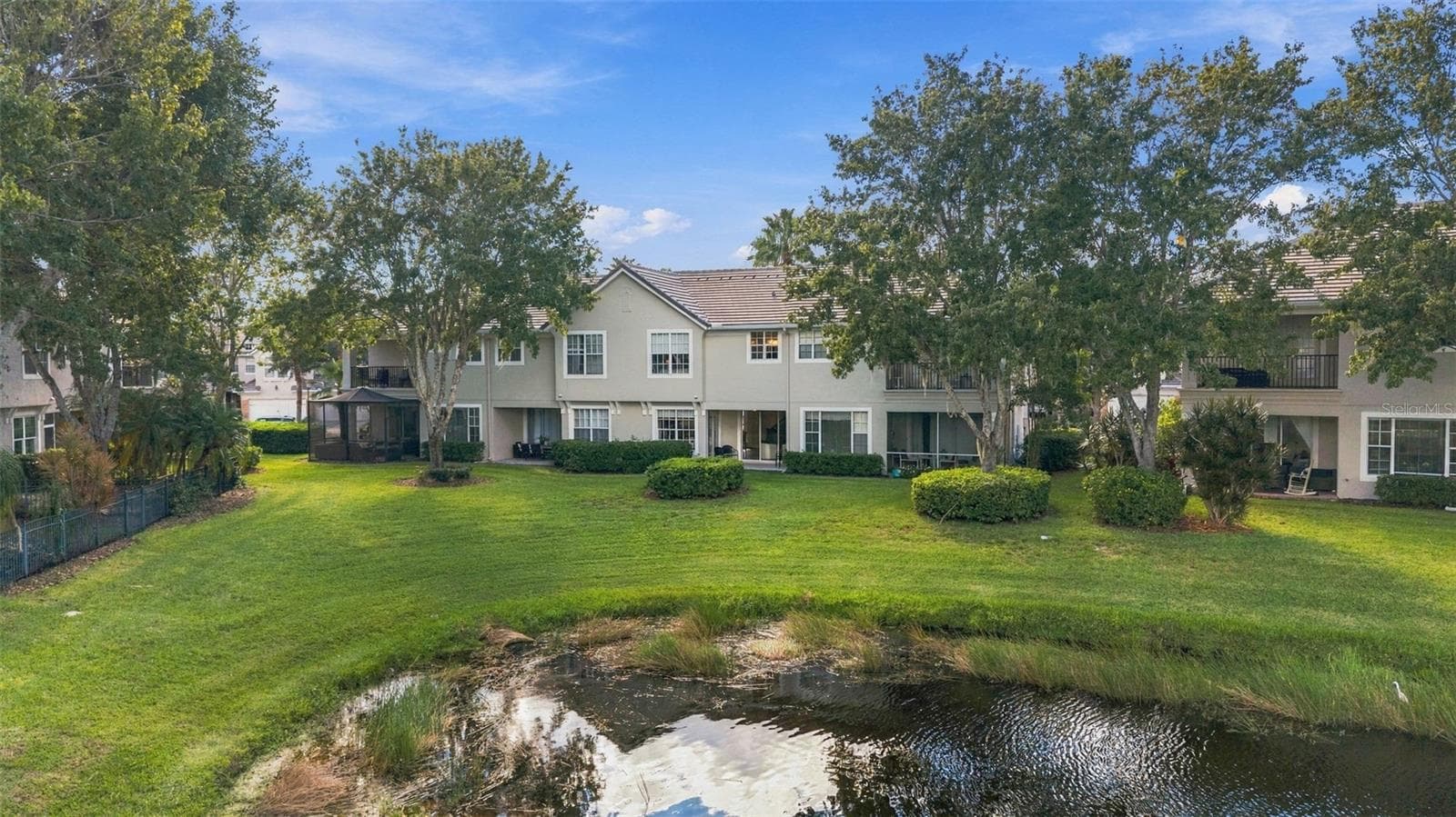 Townhouse at 14454 MIRABELLE VISTA CIR, TAMPA, photo 41 of 52