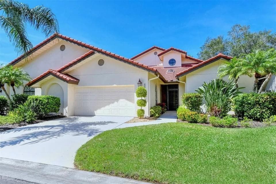 4543 LAS BRISAS LN