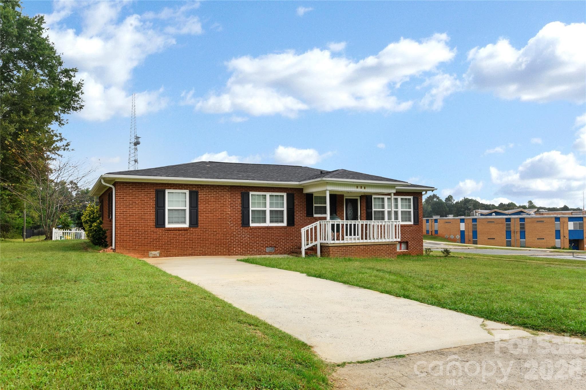Single Family Residence at 205 Ridge Avenue, Cherryville, photo 7 of 28