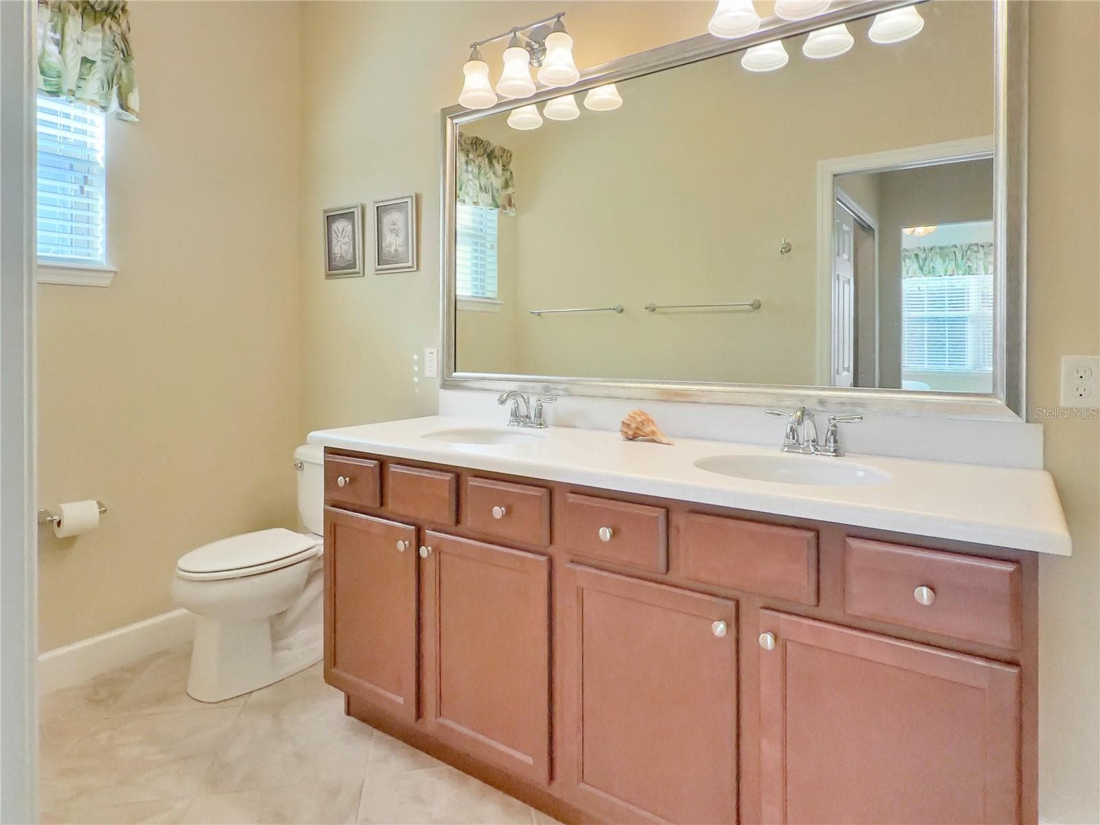 Single Family Residence at 521 VISTA SOL DR, DAVENPORT, photo 14 of 57