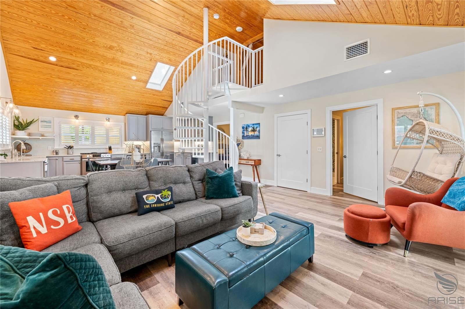 Single Family Residence at 305 LIVE OAK, NEW SMYRNA BEACH, photo 26 of 52