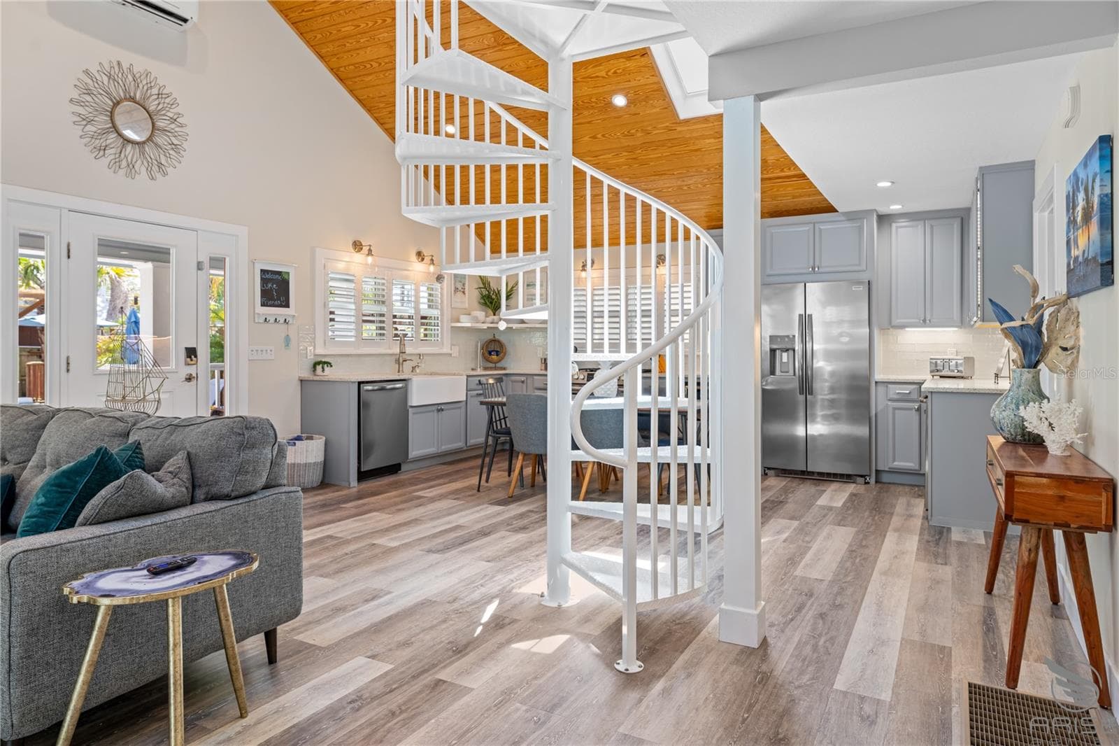 Single Family Residence at 305 LIVE OAK, NEW SMYRNA BEACH, photo 27 of 52