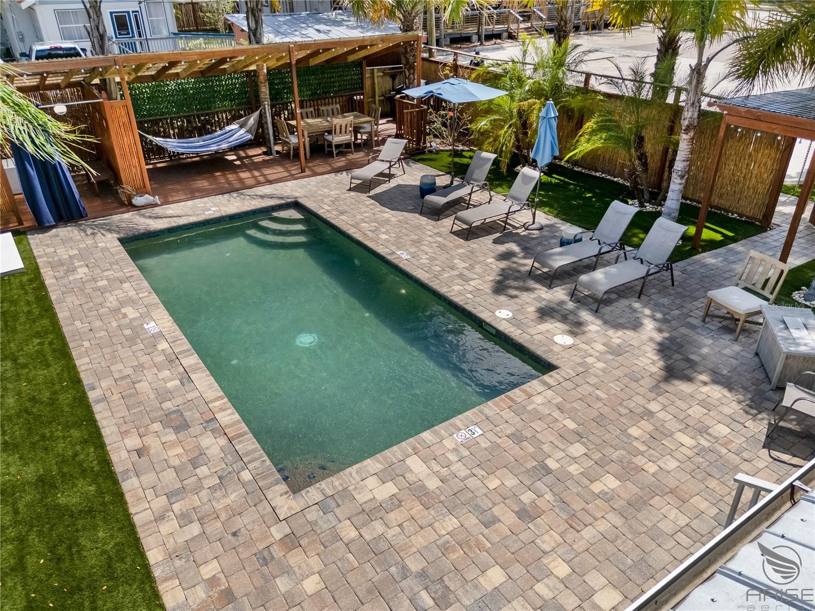 Single Family Residence at 305 LIVE OAK, NEW SMYRNA BEACH, photo 37 of 52