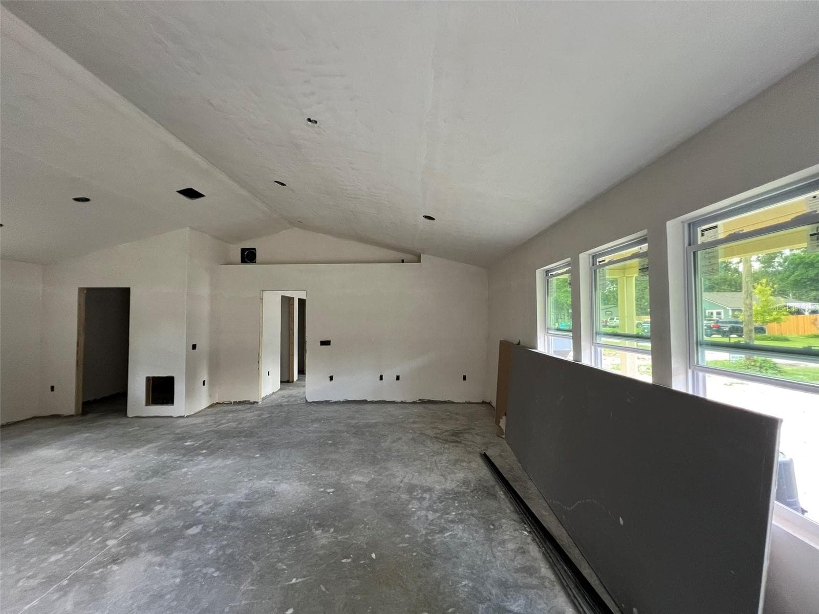 Single Family Residence at 23279 NW 179TH PL, HIGH SPRINGS, photo 3 of 16
