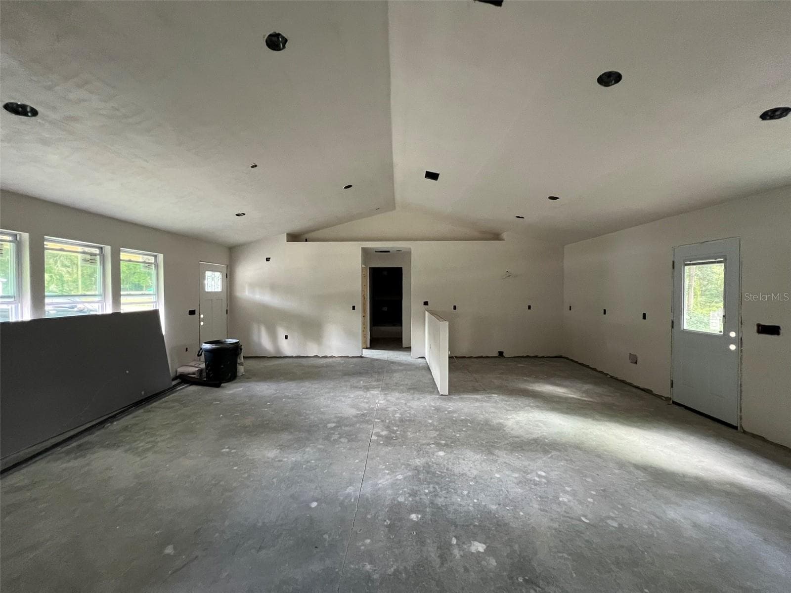 Single Family Residence at 23279 NW 179TH PL, HIGH SPRINGS, photo 5 of 16