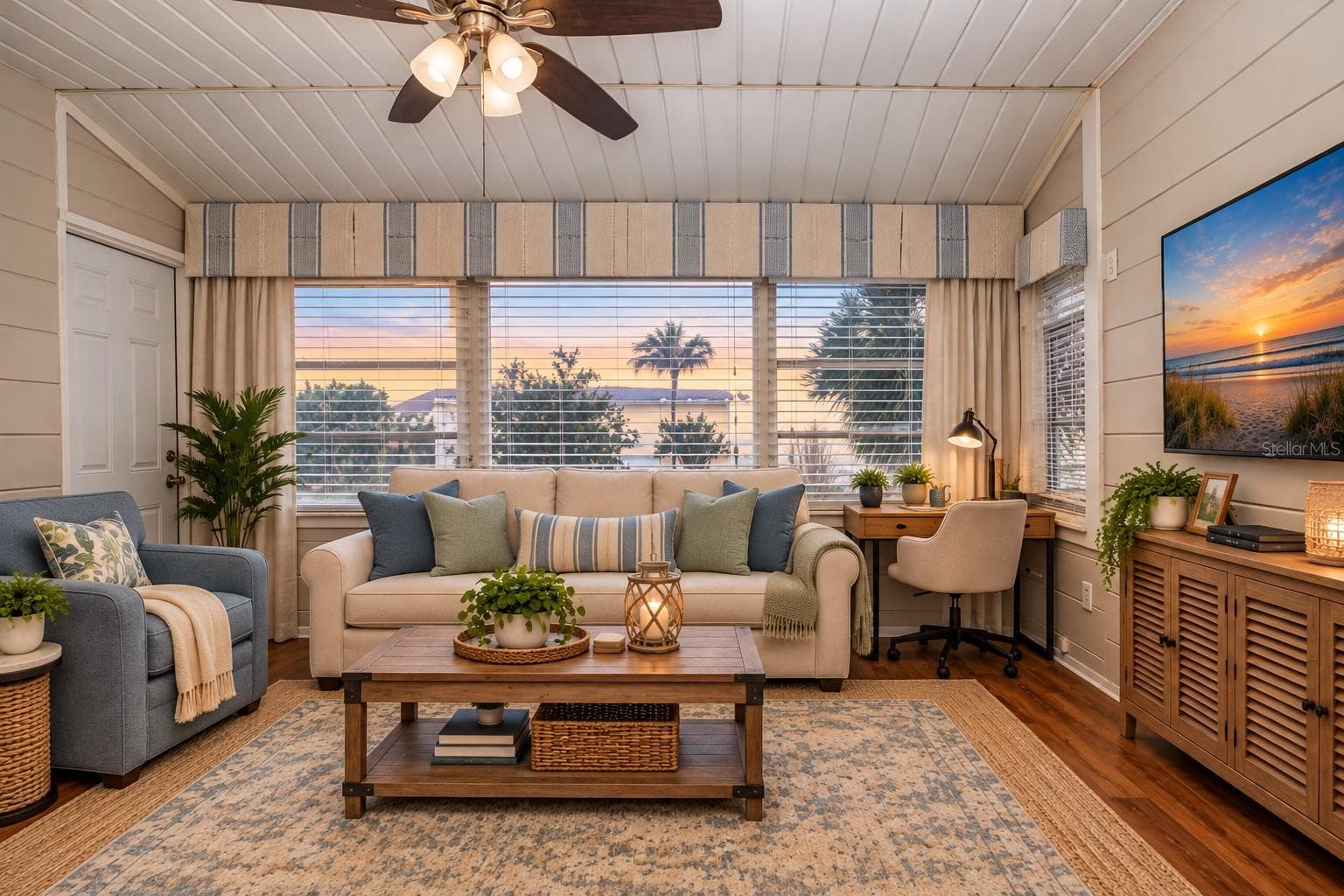 Staged Florida Room - 1507 N LAKE DR, SUN CITY CENTER