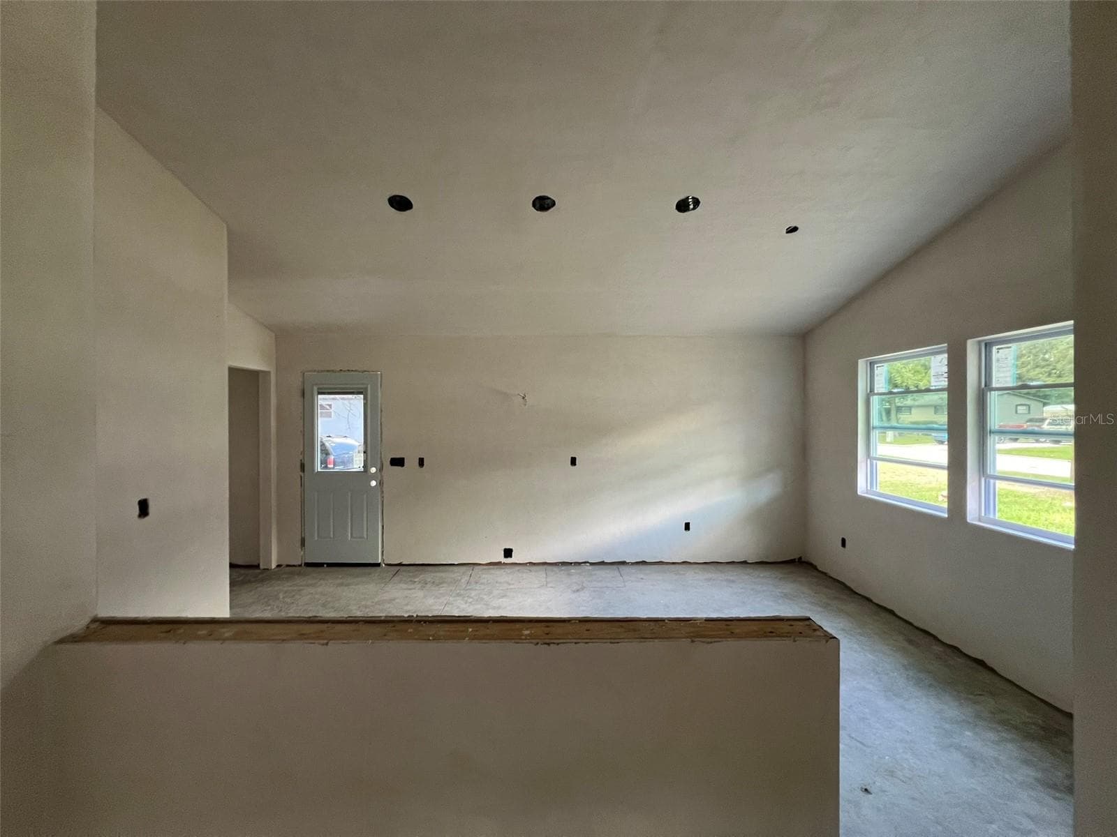 Single Family Residence at 23283 NW 179TH PL, HIGH SPRINGS, photo 2 of 16
