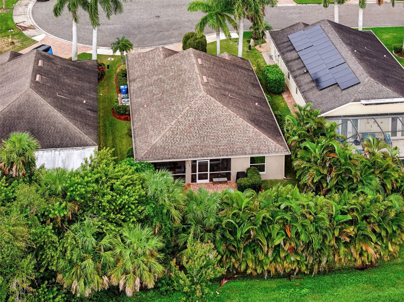 Single Family Residence at 105 SAN LORENZO CT, BRADENTON, photo 5 of 42