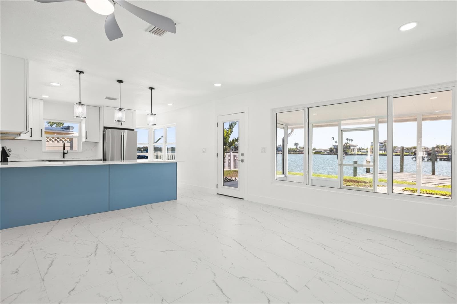 Single Family Residence at 730 PRUITT DR, MADEIRA BEACH, photo 7 of 42