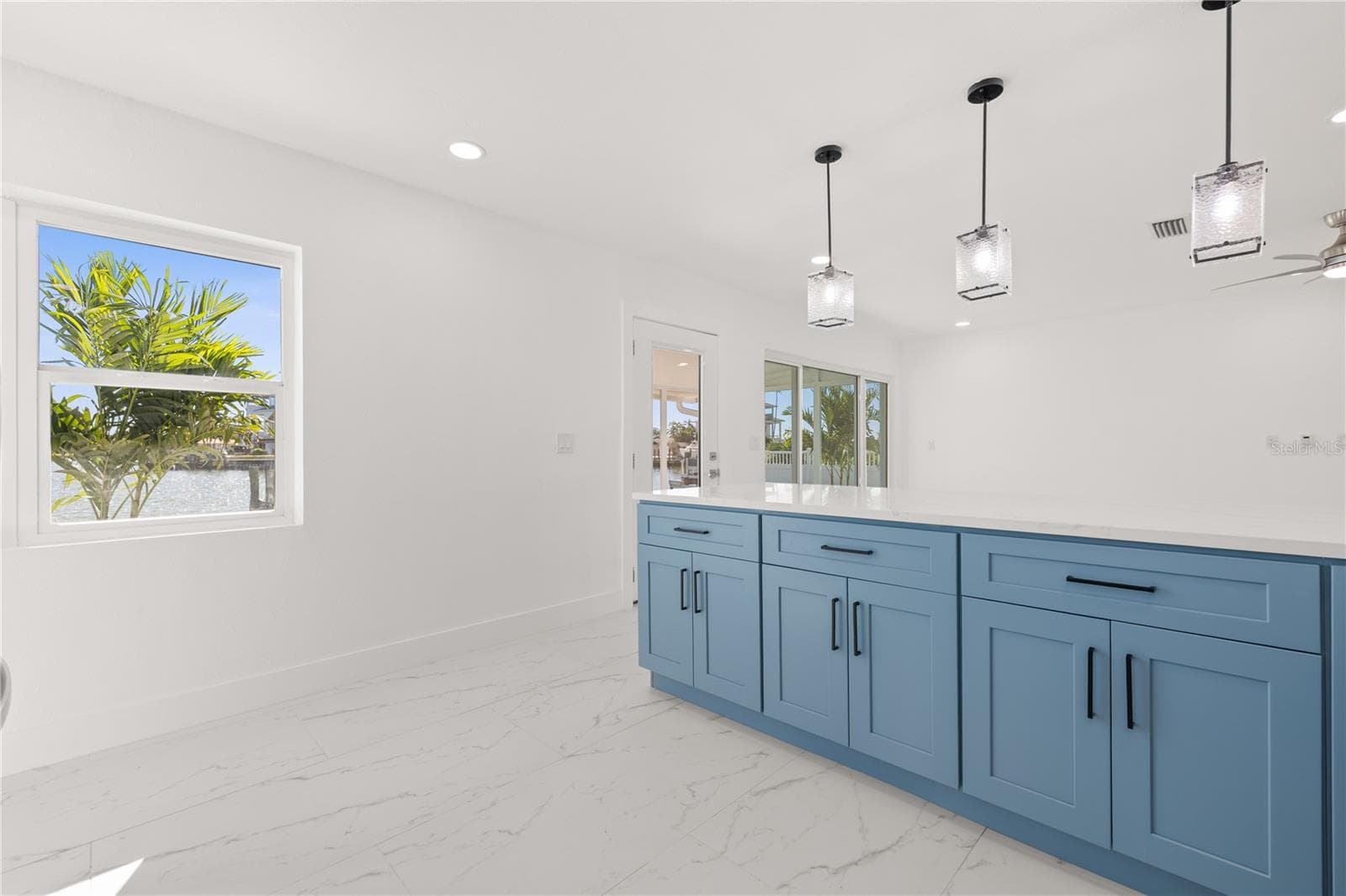 Single Family Residence at 730 PRUITT DR, MADEIRA BEACH, photo 14 of 42