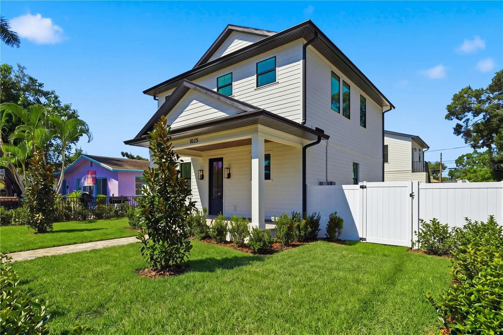 Single Family Residence at 1025 MELROSE AVE S, ST PETERSBURG, photo 3 of 48